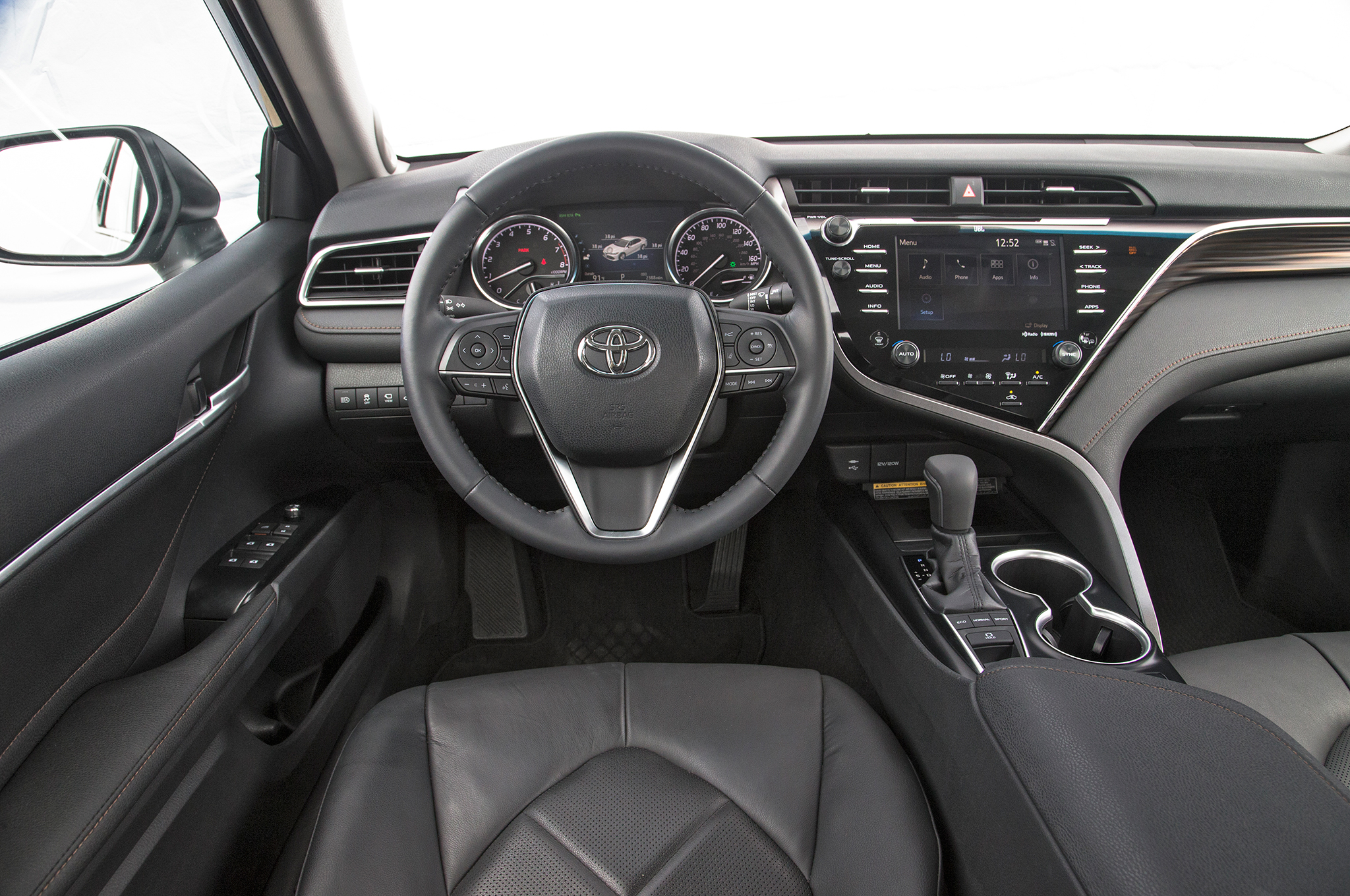 Toyota Camry: Contendiente a Auto del Año de Motor Trend ... Toyota Camry: Contendiente a Auto del Año de Motor Trend ...