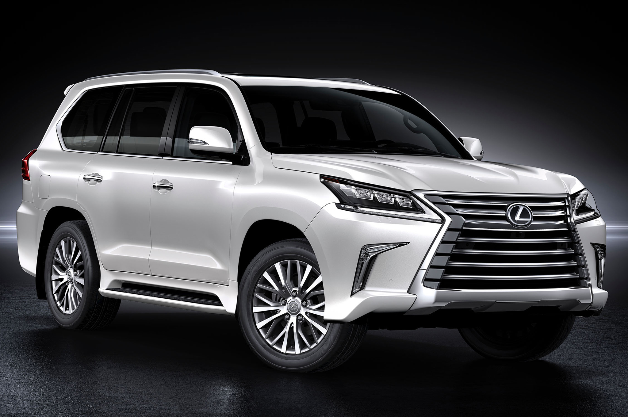 2016 Lexus LX570 Reviews and Rating | Motor Trend 2016 Lexus LX570 Reviews and Rating | Motor Trend