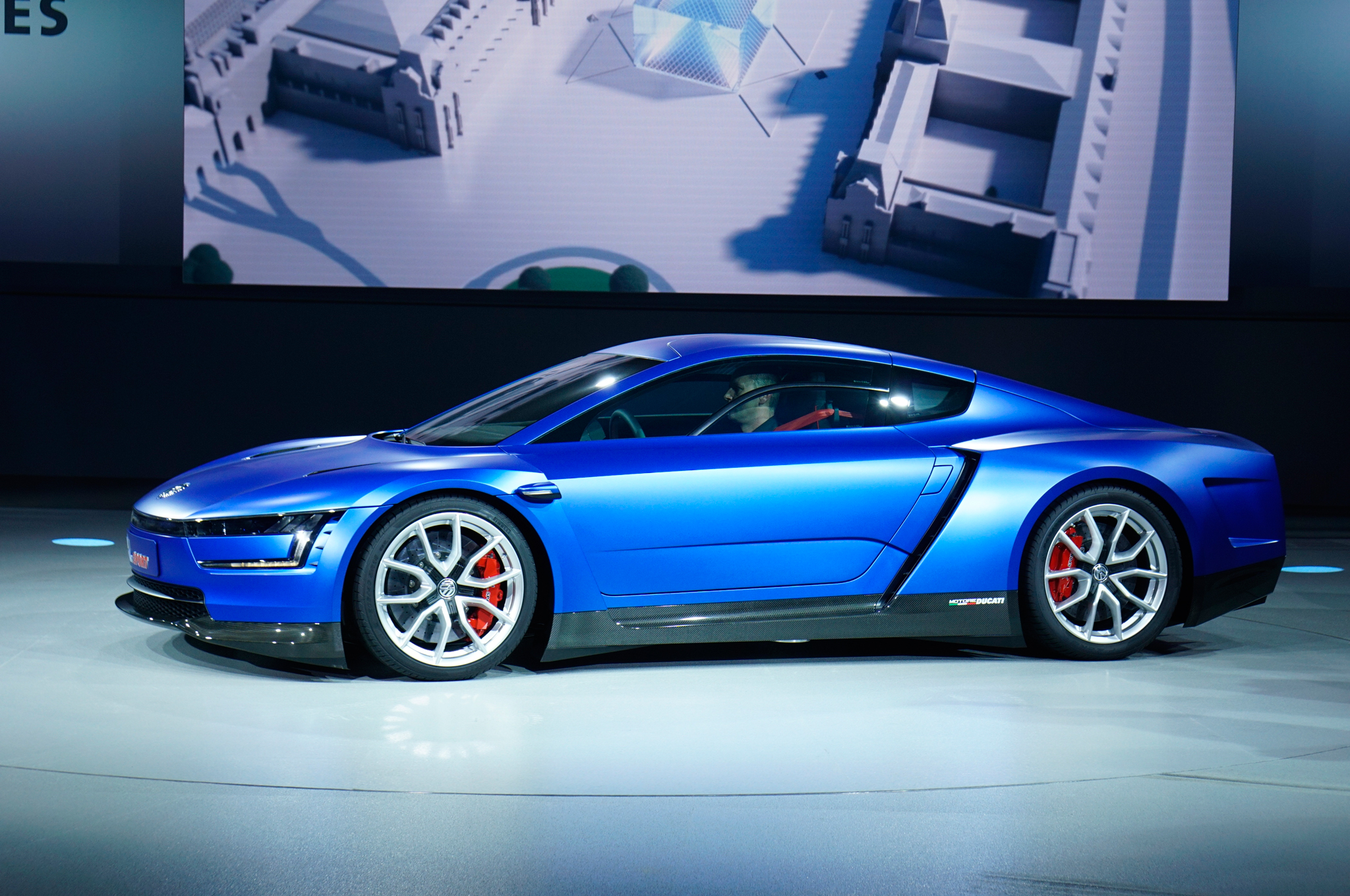 El prototipo Volkswagen XL Sport: Primer Vistazo