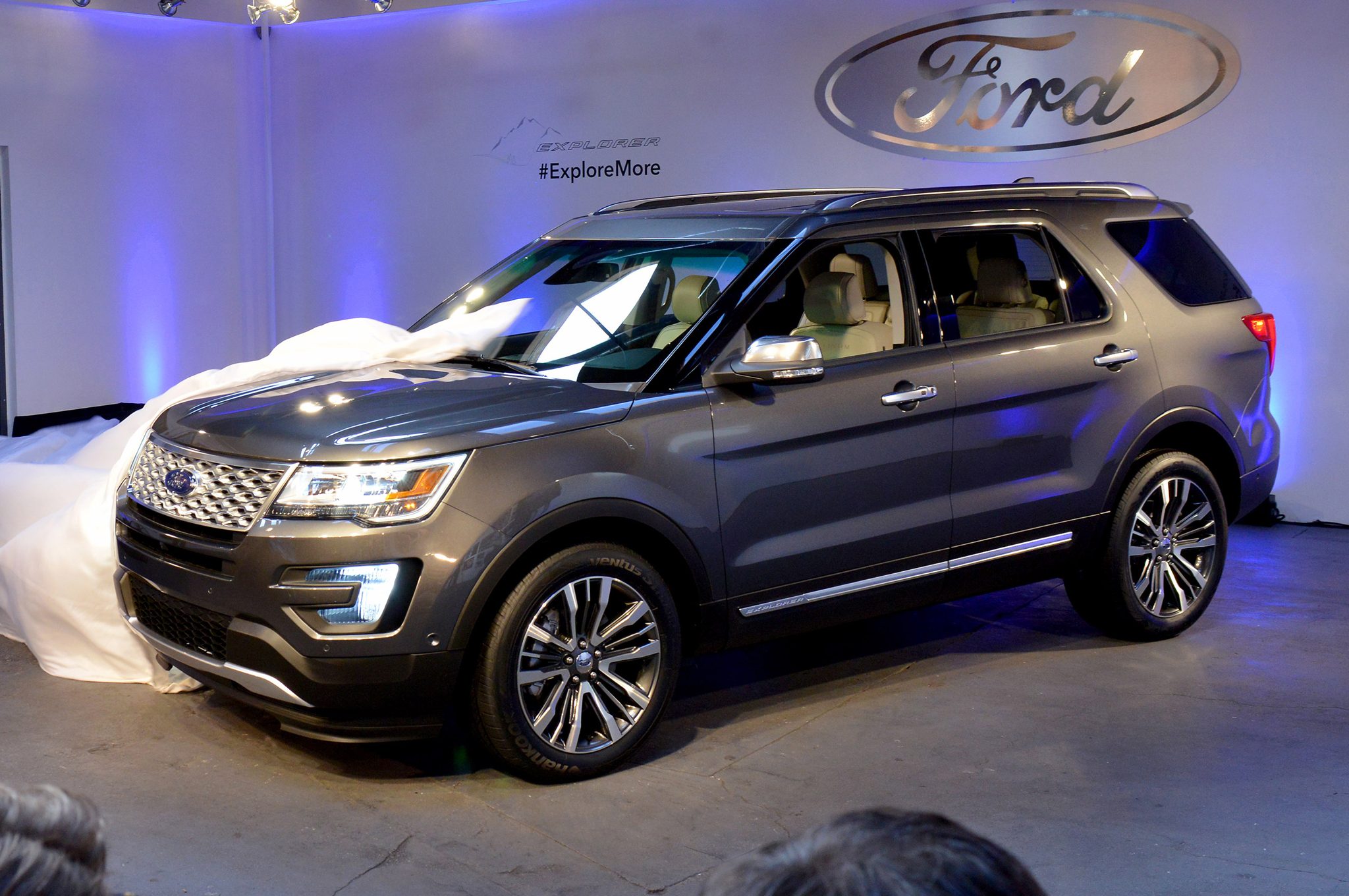 El Ford Explorer 2016 Comienza En 31 595 Nuevo Platinum 53 495