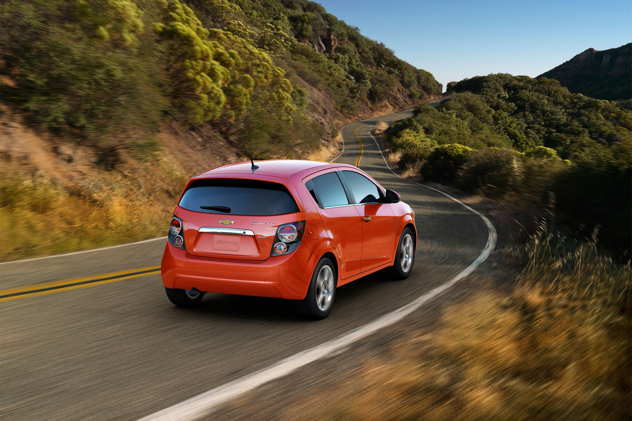 Chevrolet Sonic LT Hatch 2015 Primer Manejo