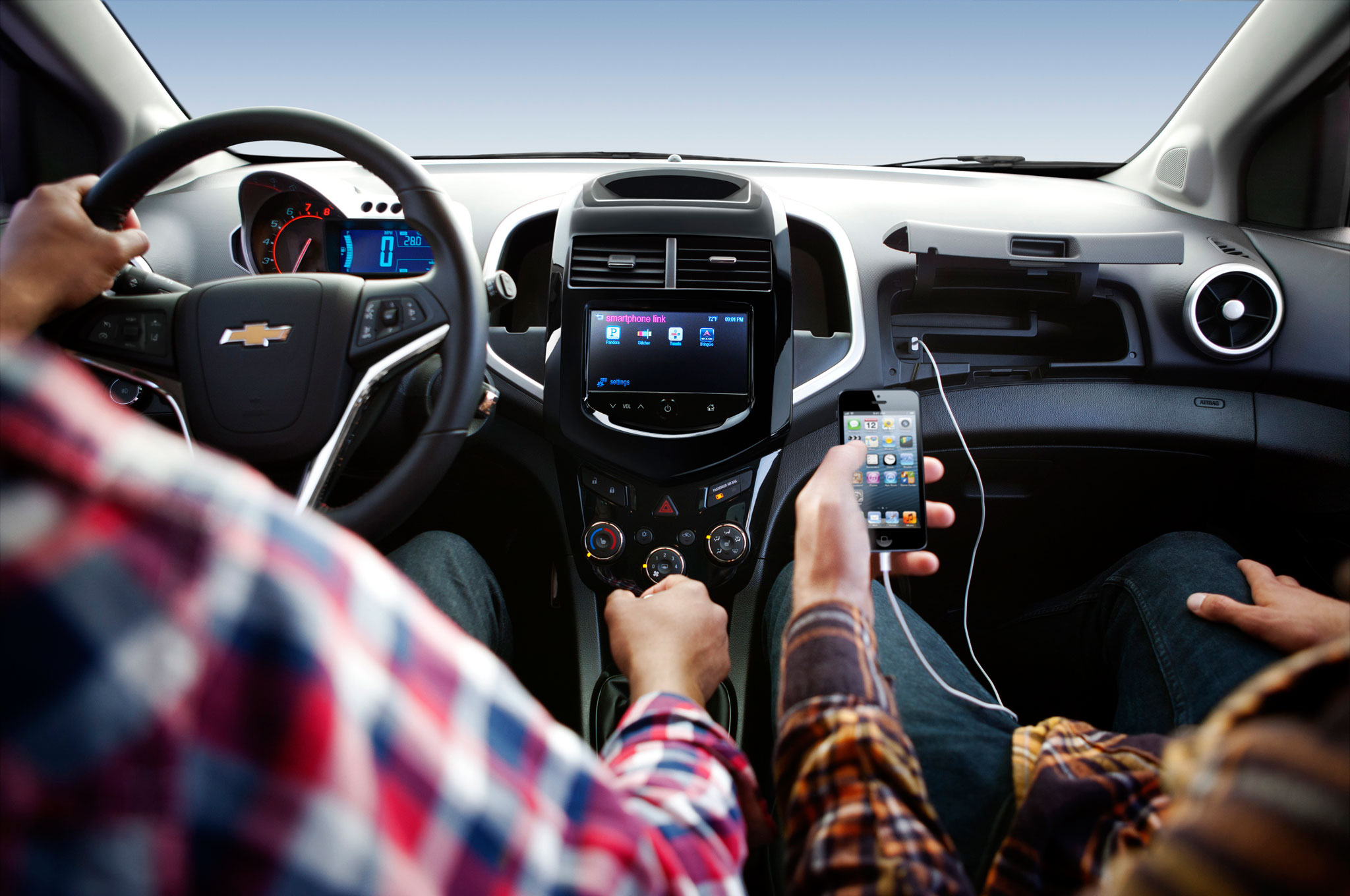 Chevrolet Sonic LT Hatch 2015: Primer Manejo Chevrolet Sonic LT Hatch 2015: Primer Manejo