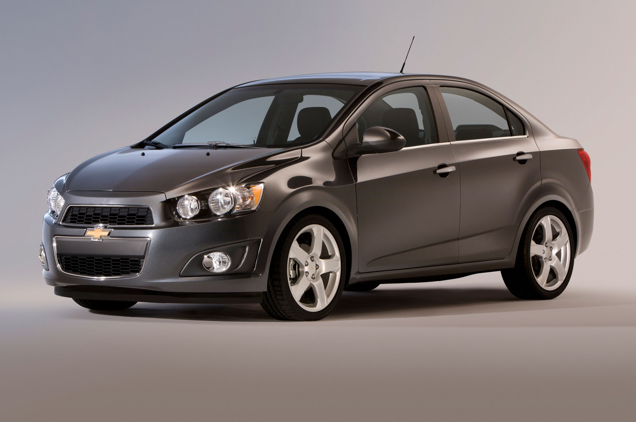 Chevrolet Sonic LT Hatch 2015 Primer Manejo