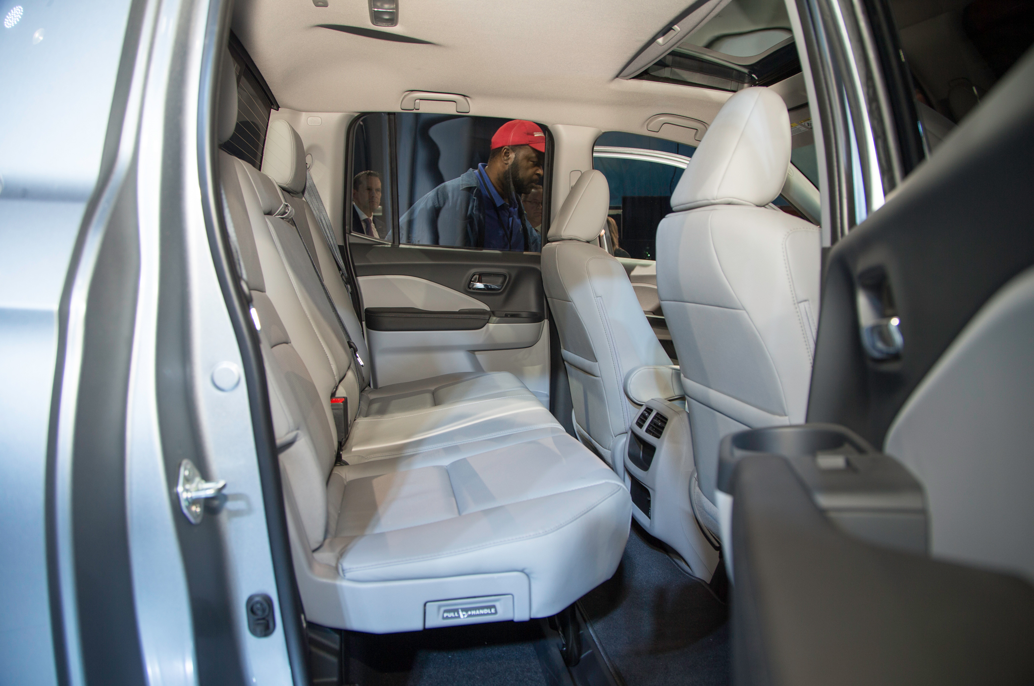2017 Honda Ridgeline Rear Interior Seats1 Motor Trend En Español 2017 Honda Ridgeline Rear Interior Seats1 29 Junio 2016 Wpengine
