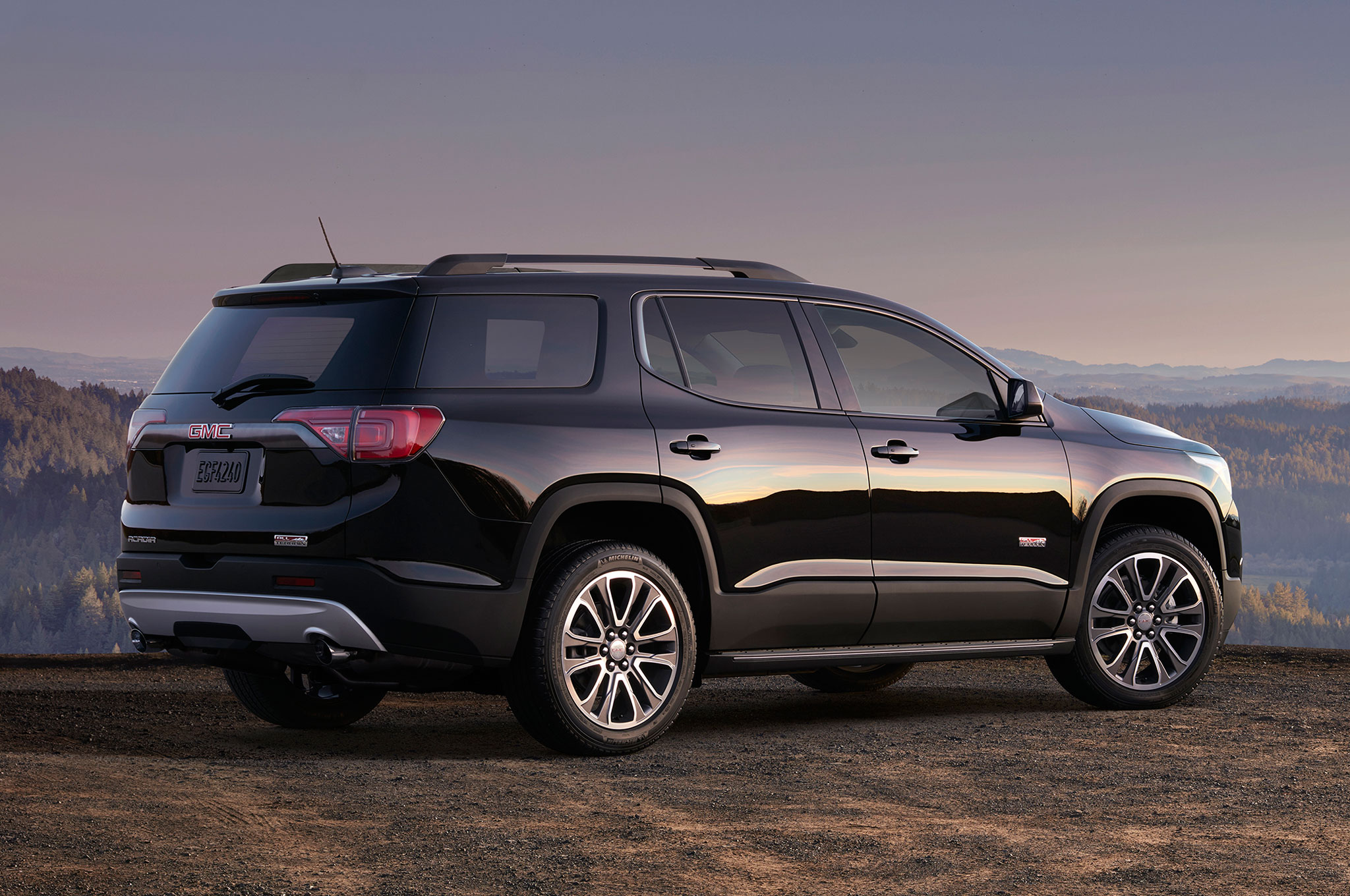 2017 Gmc Acadia All Terrain Rear Angle 2 Motor Trend En Español 2017 Gmc Acadia All Terrain Rear Angle 2