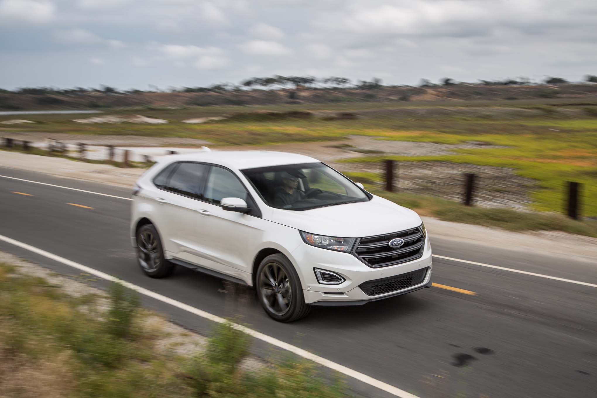 2016 Ford Edge Sport Awd Front Three Quarter In Motion Motor Trend 2016 Ford Edge Sport Awd Front Three Quarter In Motion