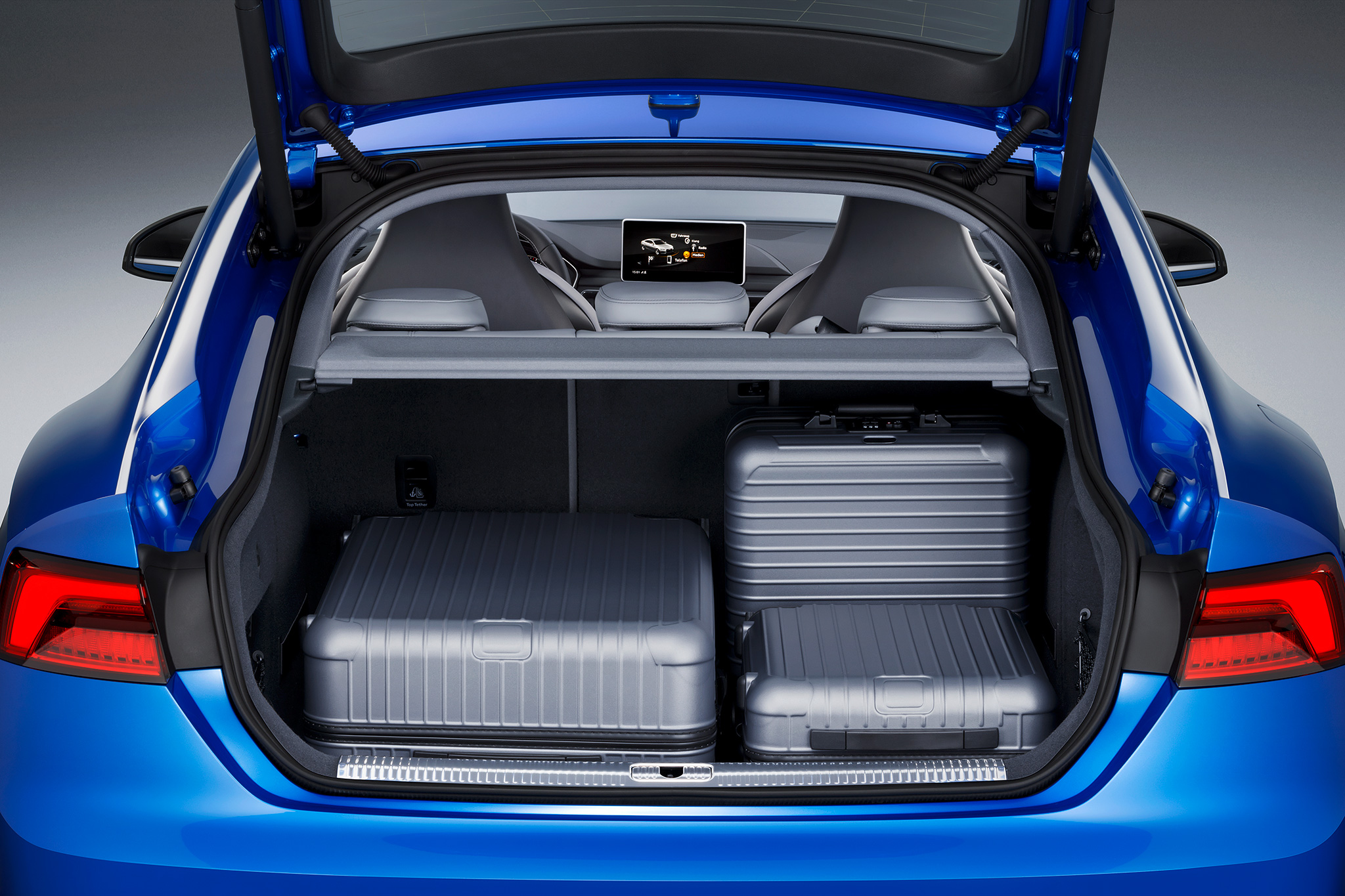 2018AudiS5SportbackEuropeanSpeccargospace Motor Trend en Español