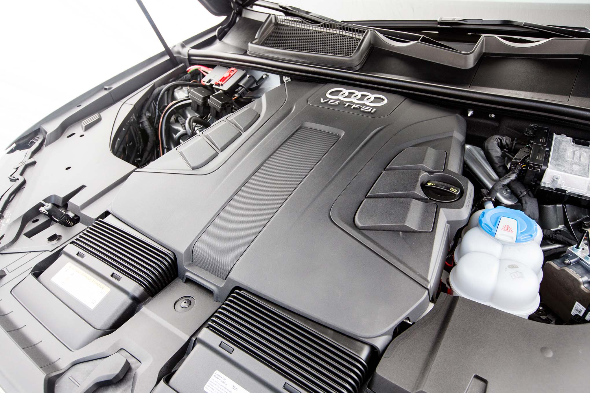 2017 Audi Q7 30t Quattro Engine 77 Motor Trend En Español 13 Noviembre 2016