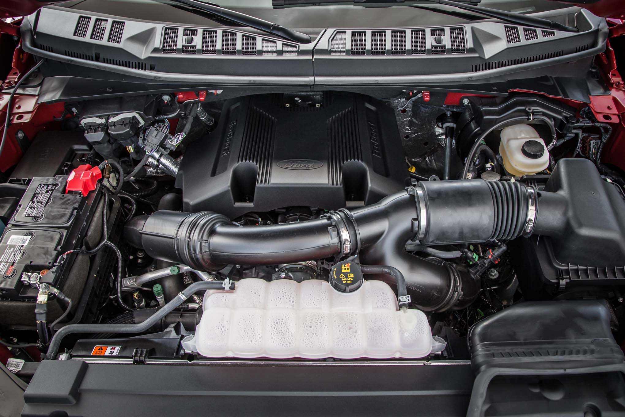 2017 Ford F 150 Platinum 4x4 Ecoboost Engine 2 Motor Trend En Español 2017 Ford F 150 Platinum 4 Ecoboost Engine 2