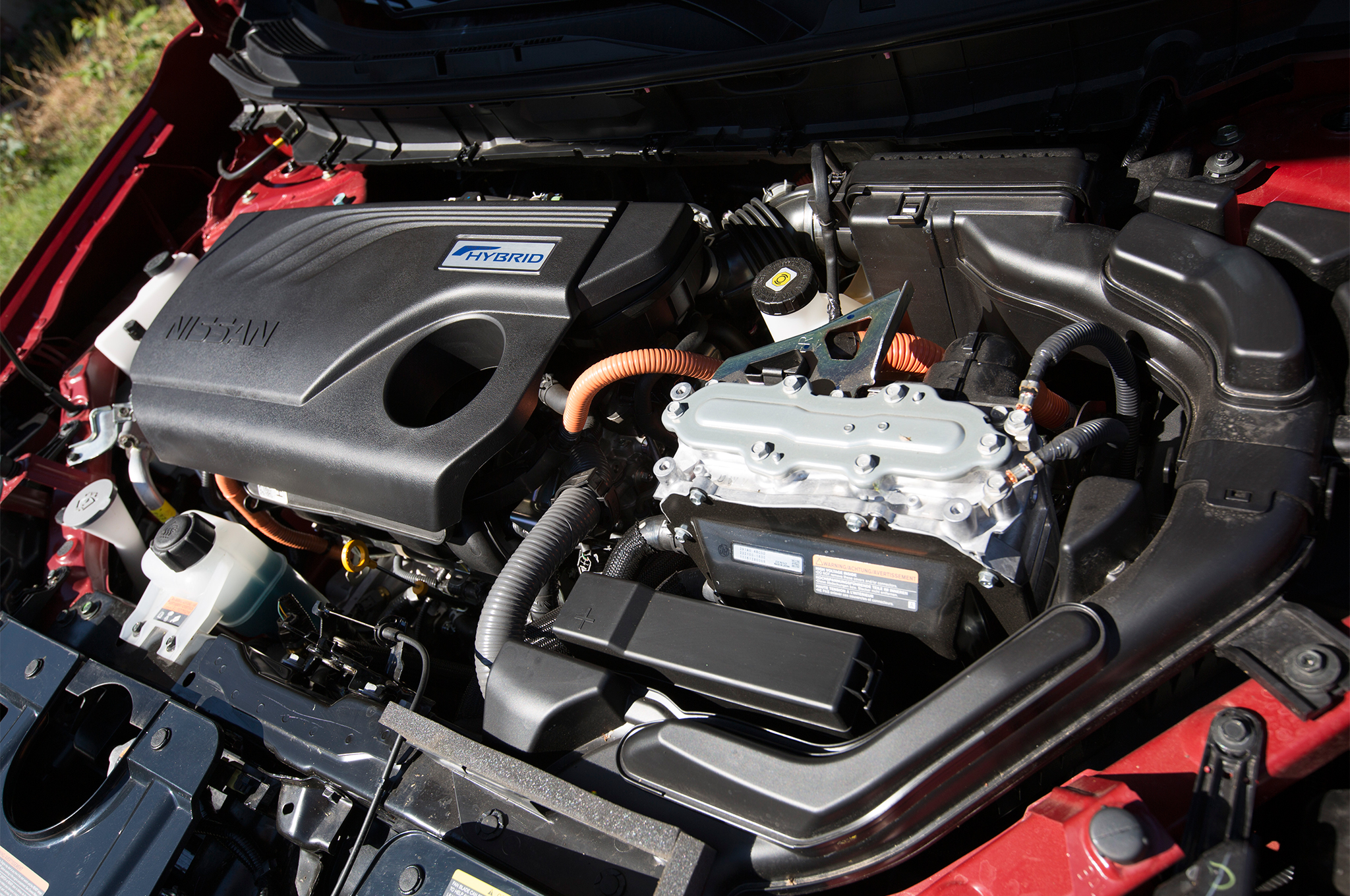 Nissan Rogue Hybrid 2017, disponible desde $27,180 dólares - Motor