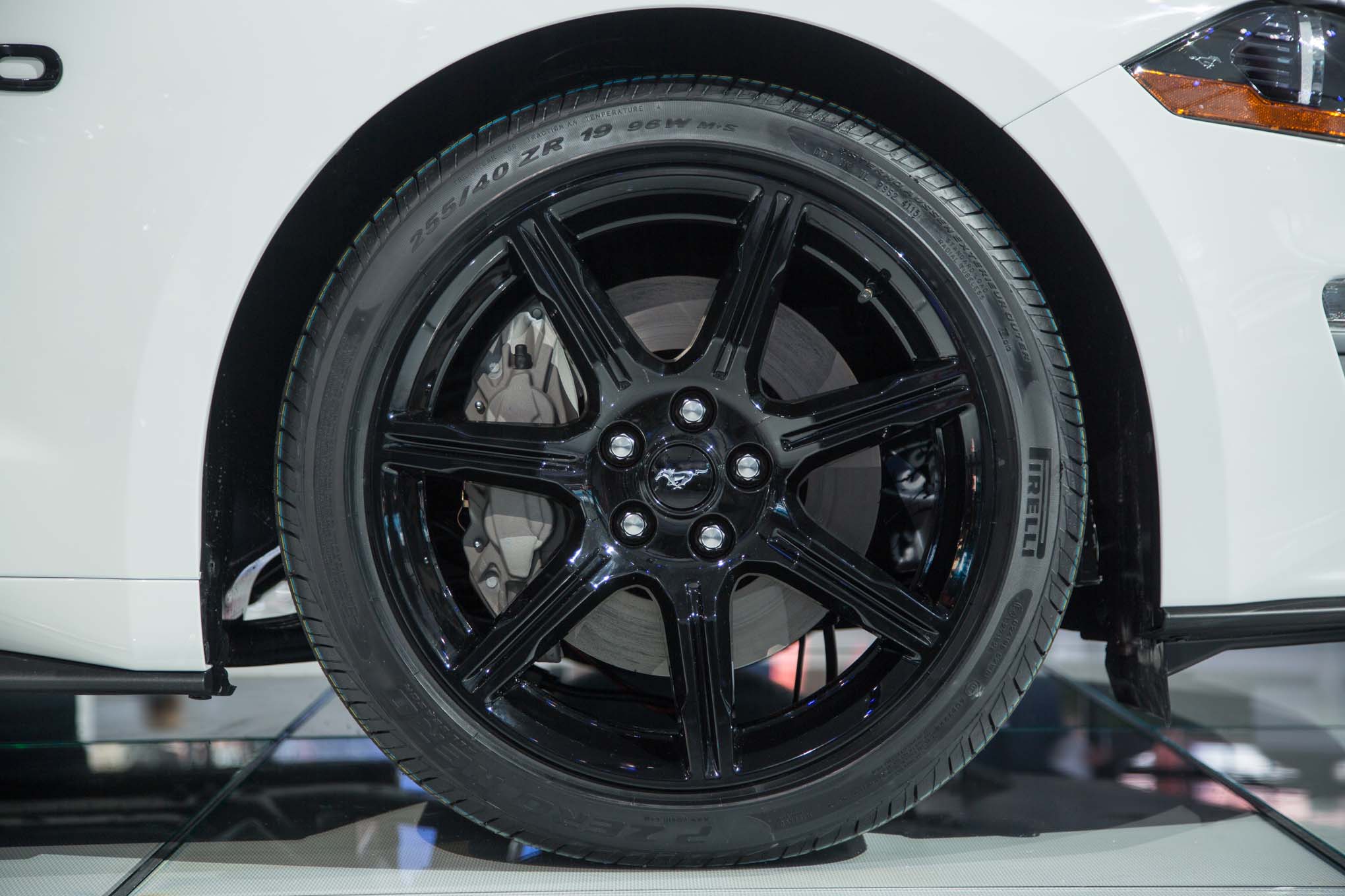2018 Ford Mustang Gt Wheels Motor Trend En Español 2018 Ford Mustang Gt Wheels