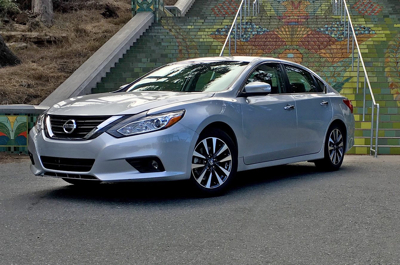 La historia del Nissan Altima en imágenes - Motor Trend en ... La historia del Nissan Altima en imágenes - Motor Trend en ...