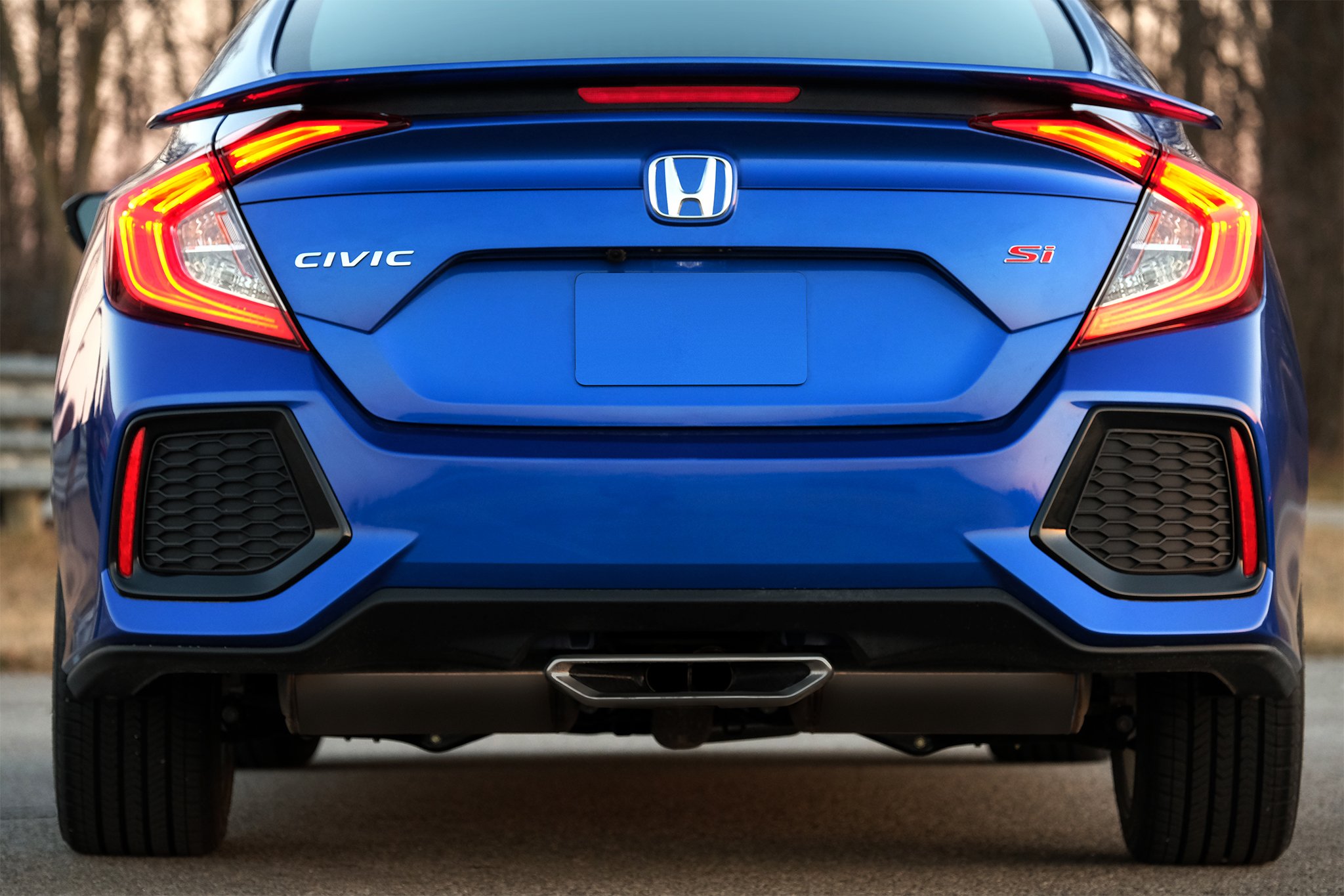 2017 Honda Civic Si Sedan Rear End Motor Trend En Español 2017 Honda Civic Si Sedan Rear End 12 Mayo Miguel Cortina