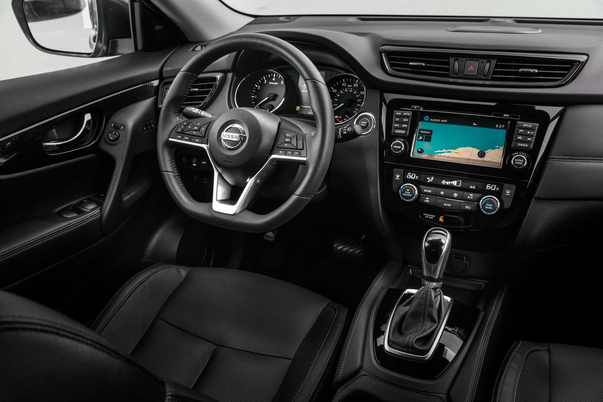 Nissan qashqai 2019 фото салона